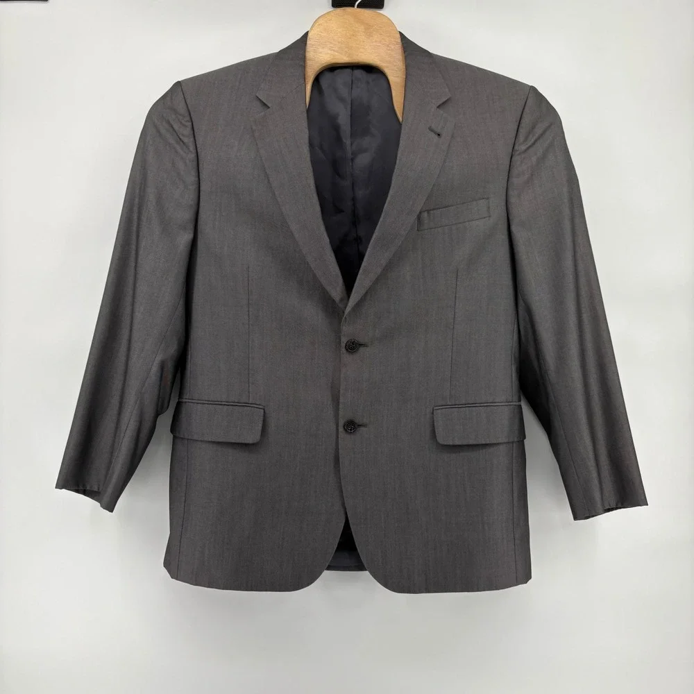 Jos A Bank Signature Collection Gray Wool‎ Silk Blazer Jacket Mens 42R 2 Button